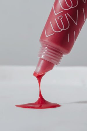 LUUV -Lūpų Blizgesio Balzamas 10ml - Image 2